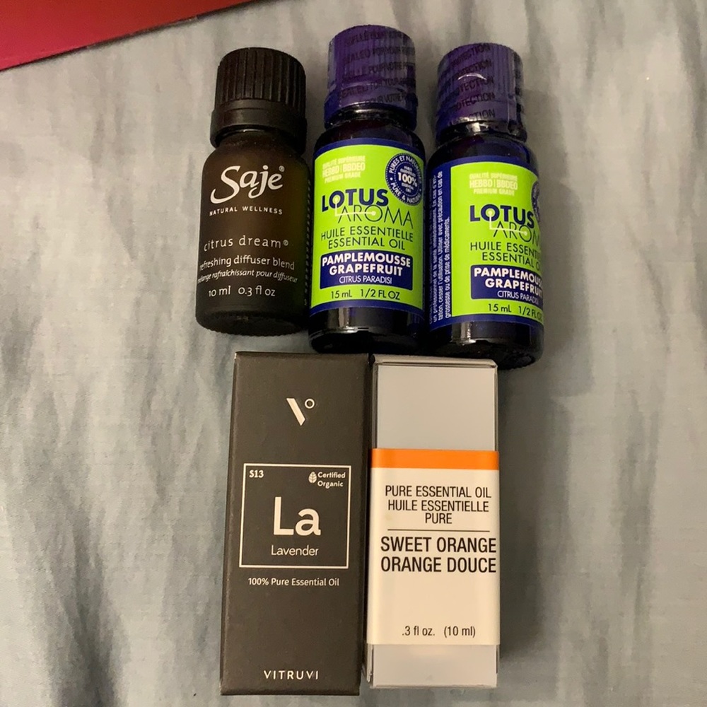 (5) Bundle New unopened essential oils saje muji vitruvi lotus aroma